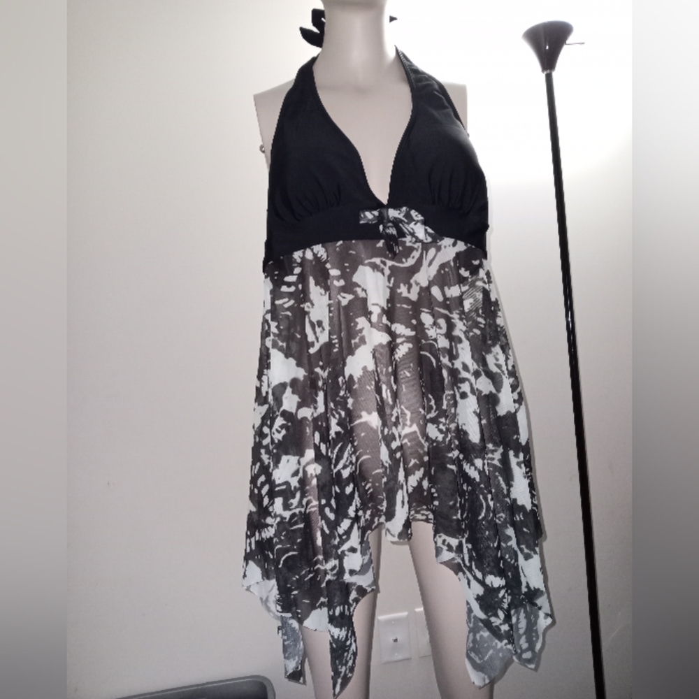 New swim top size extra large